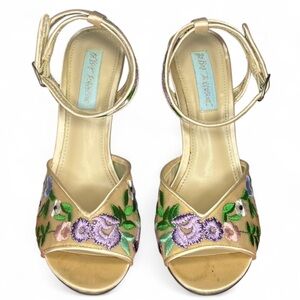 Blue by Betsey Johnson SB-Dylan Rhinestone dress sandal Heels- Women’s Size 6.5